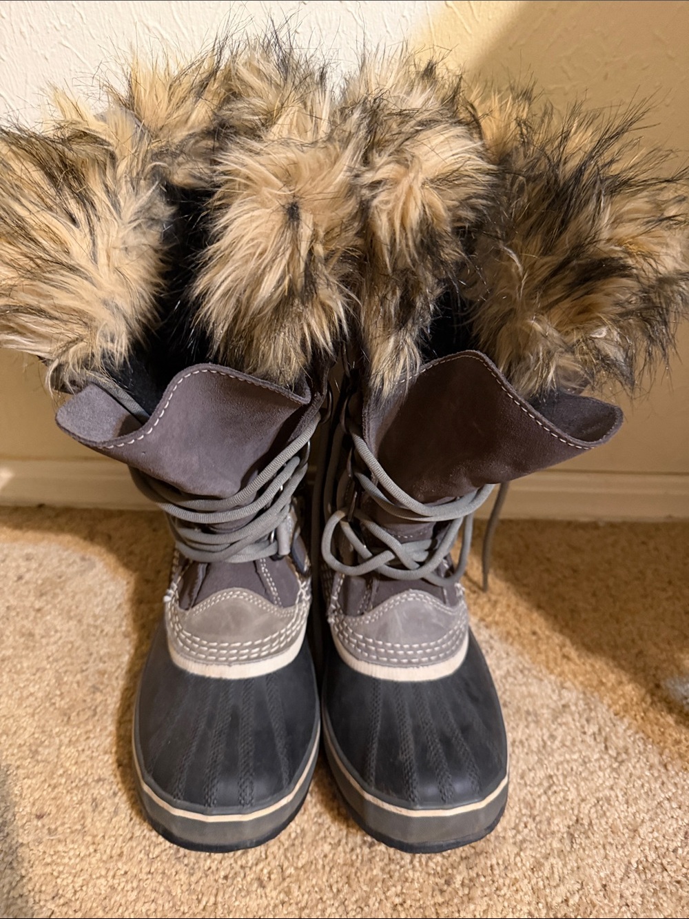 Sorel Gray and Brown Faux Fur-Trim Lace-Up Winter Boots